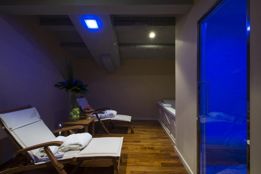 Bed and breakfast Antica Torre Tornabuoni 4*